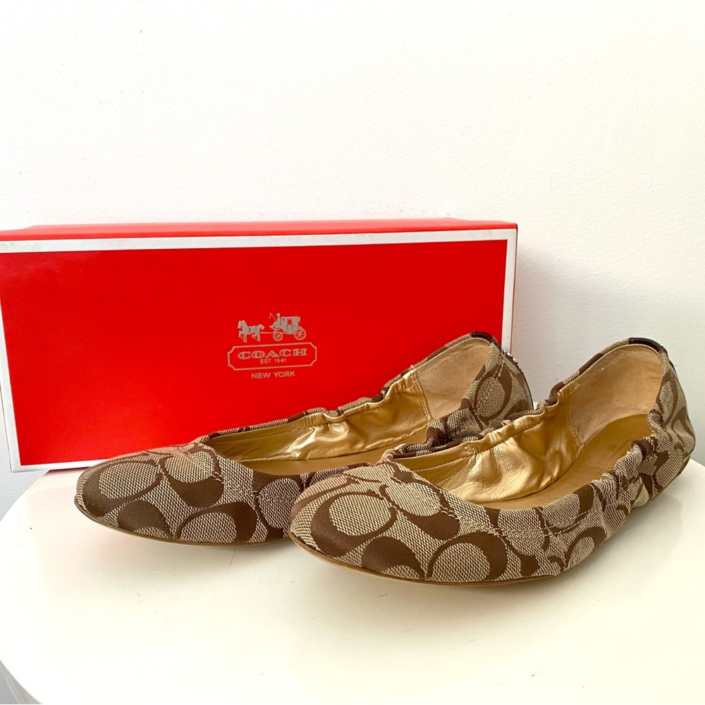 Coach Aly Signature C Logo Khaki Ballet Flats Size 7